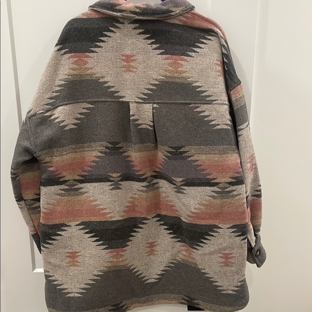 Altar’d State Aztec Patterned Button-Up Shacket - Picture 4 of 4